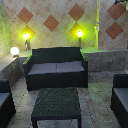 Apartment Orio Cozy -10' από λιμάνι κύμης -10' από μουρτερή Orio (Euboea)