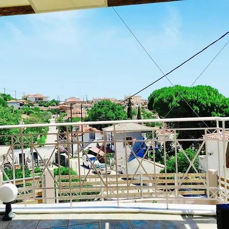 Orio Cozy -10' από λιμάνι κύμης -10' από μουρτερή Orio (Euboea)